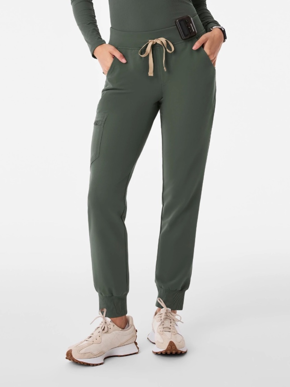 FIGS Zamora Jogger Scrub Pant- Moss- Extra Small- Regular